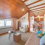 In Near Apartment Brodarica (Sibenik-Knin)