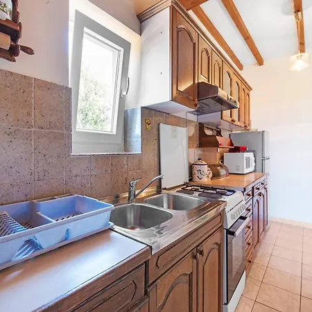 Apartment Apartment In Brodarica Near Beach Brodarica (Sibenik-Knin)