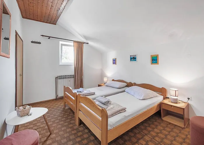 Apartment In Brodarica Near Beach * Brodarica